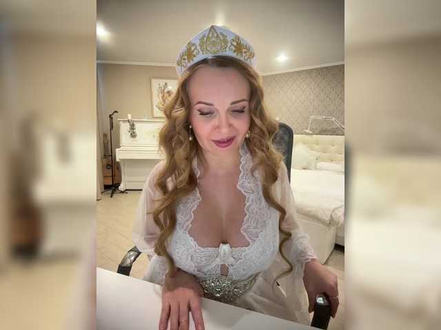 XxxSexyMilfxxX's BongaCams show and profile