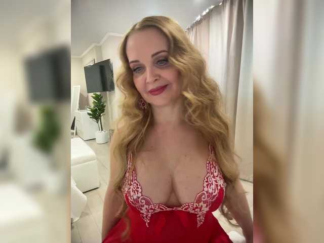 XxxSexyMilfxxX's BongaCams show and profile