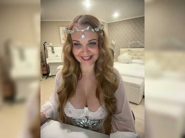 XxxSexyMilfxxX's BongaCams show and profile