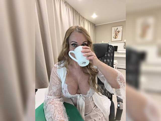 XxxSexyMilfxxX Live Webcam on BongaCams