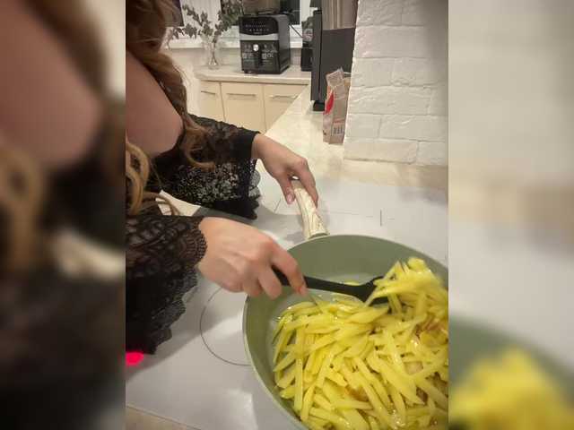 XxxSexyMilfxxX's BongaCams show and profile