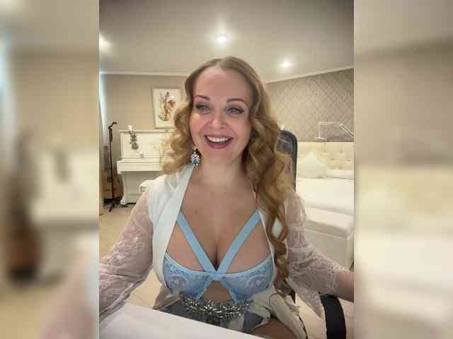 XxxSexyMilfxxX Live Webcam on BongaCams