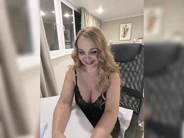 XxxSexyMilfxxX Live Webcam on BongaCams