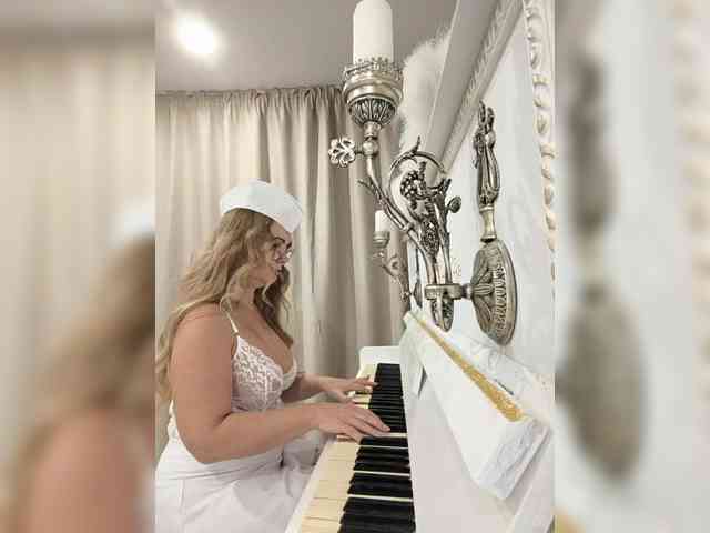 XxxSexyMilfxxX's webcam live show