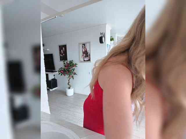 Milf_Zabava webcam