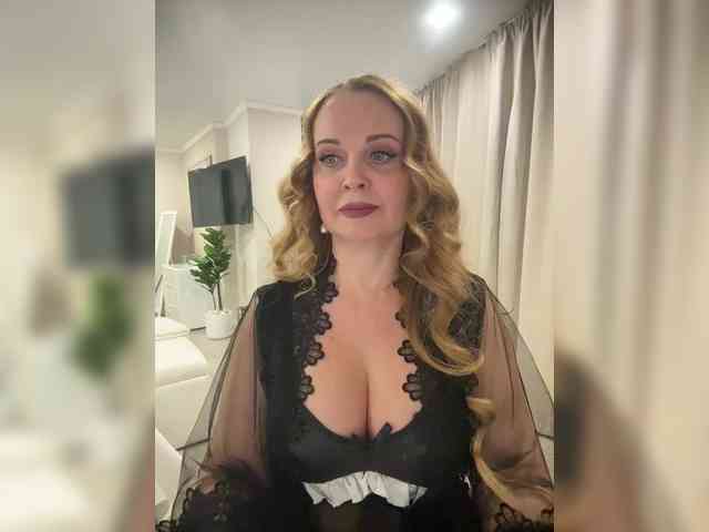 Milf_Zabava webcam