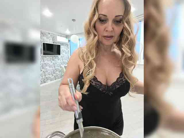 Milf_Zabava webcam