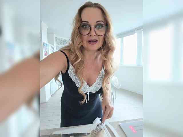 XxxSexyMilfxxX Live Webcam on BongaCams