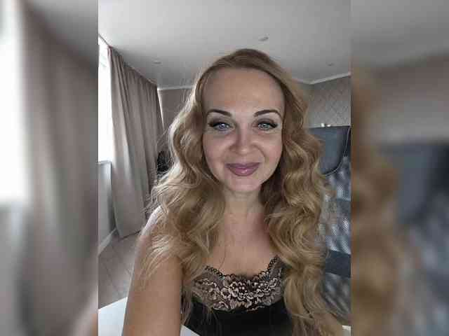 Milf_Zabava webcam