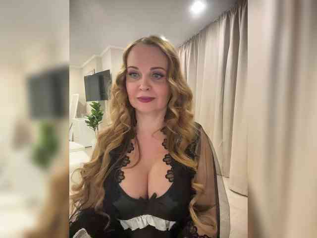 Milf_Zabava webcam