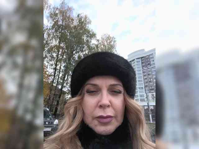 Milf_Zabava webcam