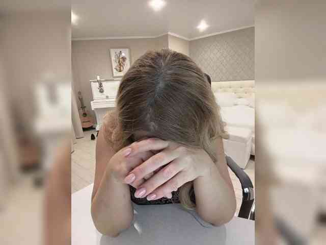 Milf_Zabava webcam