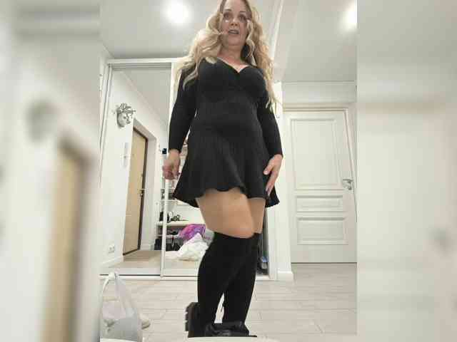 Milf_Zabava webcam