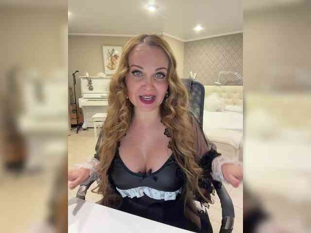Milf_Zabava webcam