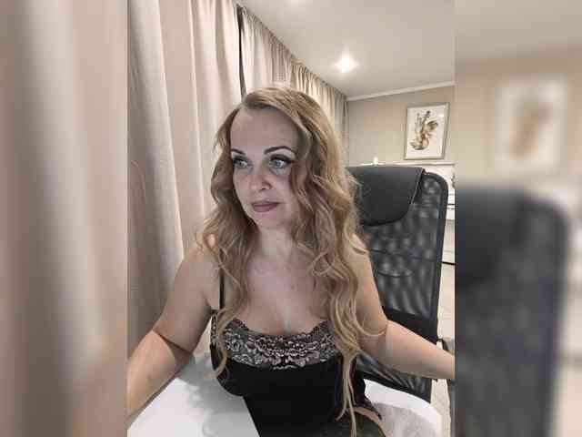 Milf_Zabava webcam