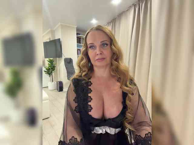 Milf_Zabava webcam