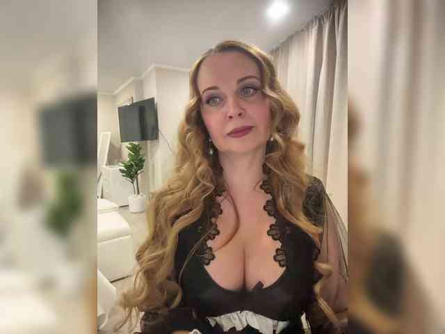 Milf_Zabava webcam