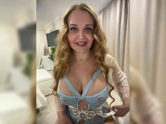 nude cam XxxSexyMilfxxX