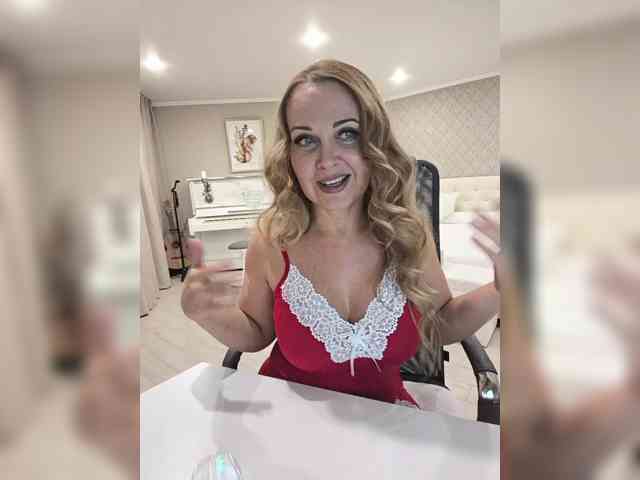 Milf_Zabava webcam