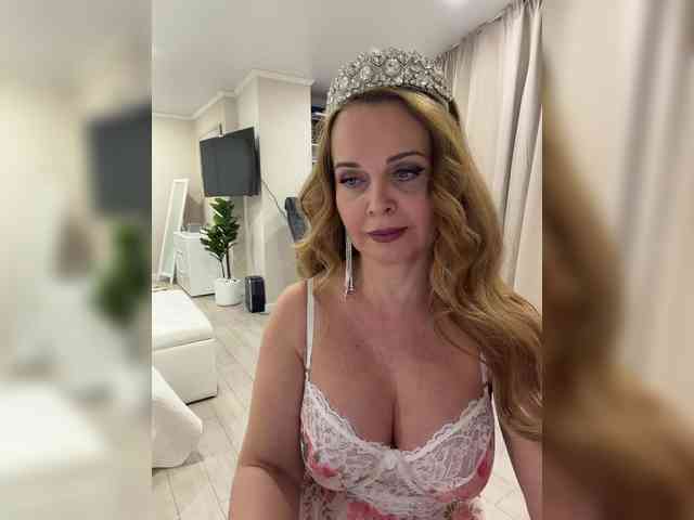 Milf_Zabava webcam