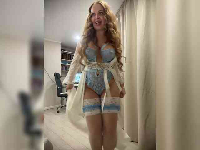 nude cam XxxSexyMilfxxX