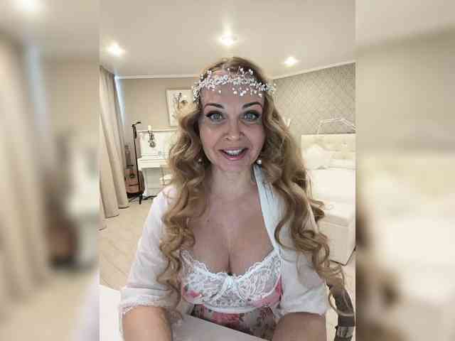 Milf_Zabava webcam