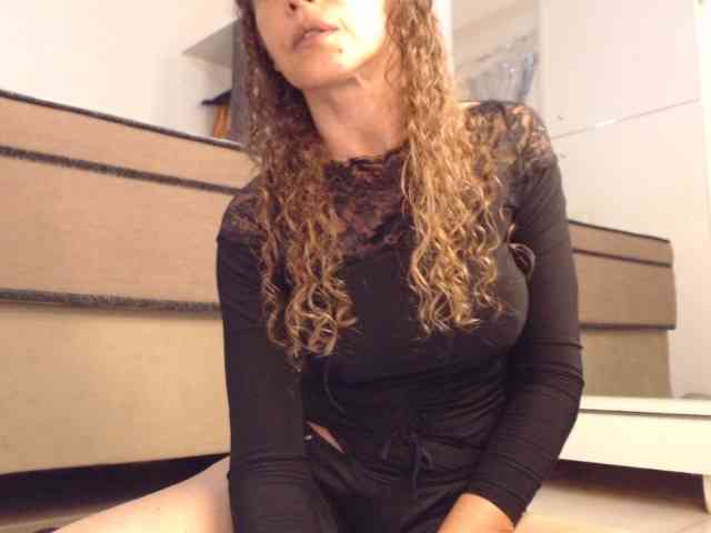 Marilyn241012 webcam