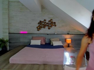 Skinny-Star Porn Show