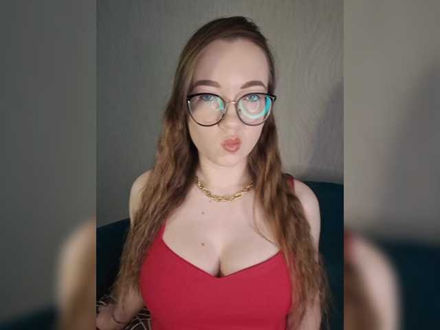 Juliberry1's BongaCams show and profile