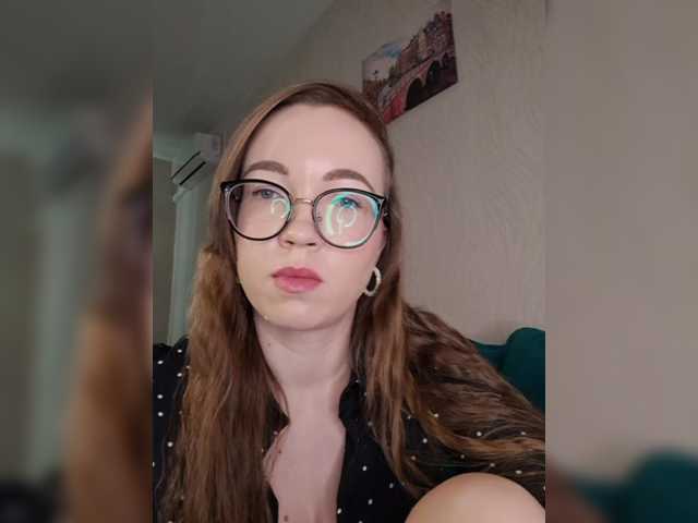 Juliberry1's BongaCams show and profile