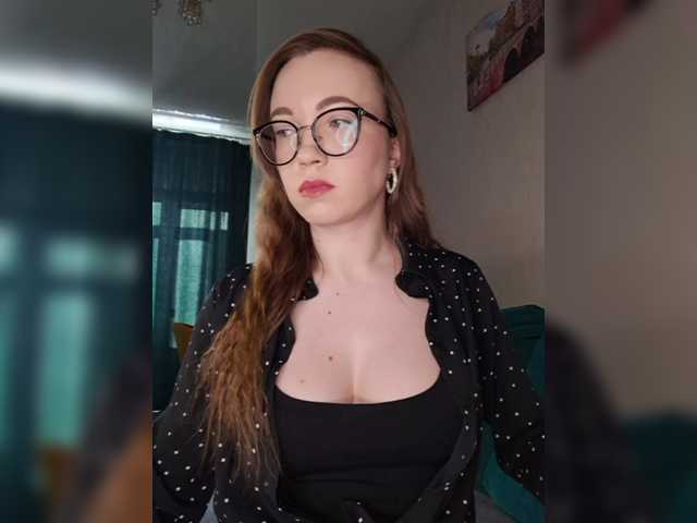 Juliberry1's BongaCams show and profile