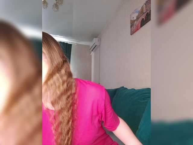 Juliberry1's BongaCams show and profile