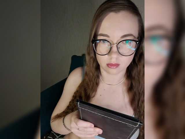 Juliberry1's BongaCams show and profile