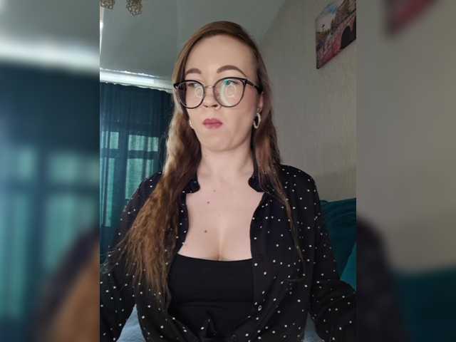 Juliberry1's BongaCams show and profile