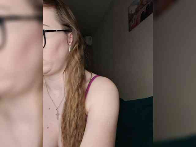 Mistery_Juli webcam