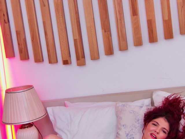  DesireeKeys chat room