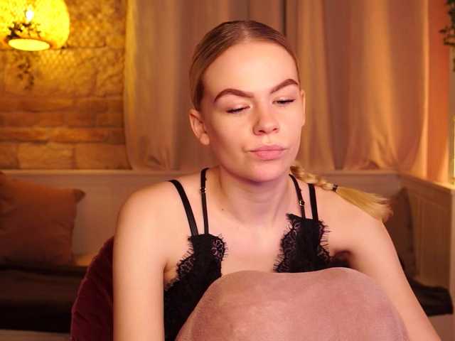  SnowwBarbie chat room