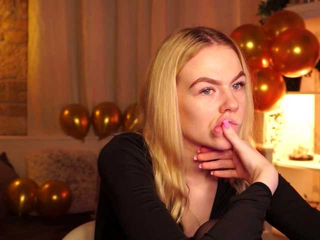 SnowwBarbie from BongaCams is Freechat