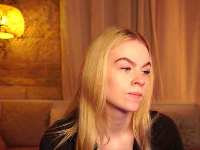 SnowwBarbie webcam