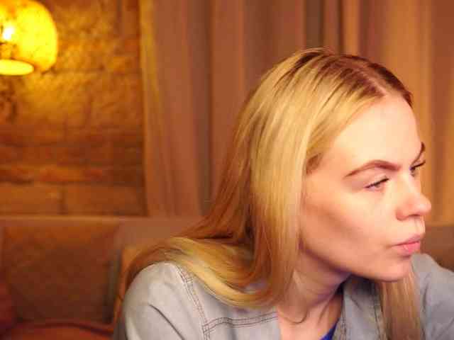 SnowwBarbie webcam
