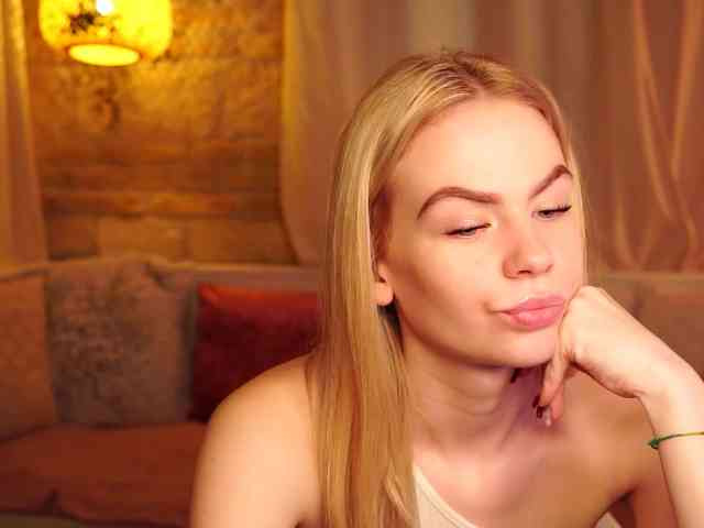 SnowwBarbie webcam