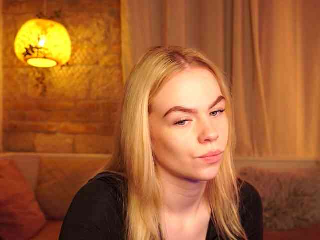 SnowwBarbie webcam