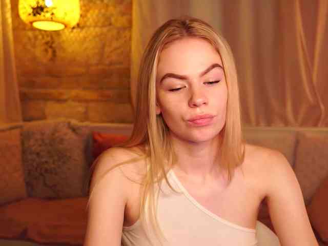 SnowwBarbie webcam