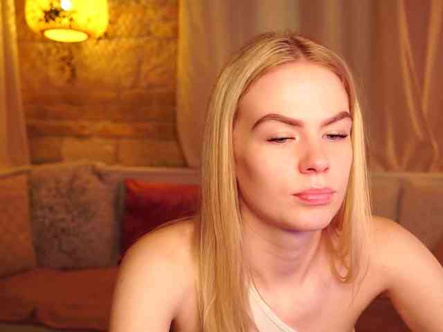 SnowwBarbie webcam