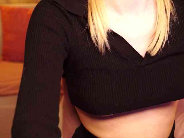 SnowwBarbie webcam