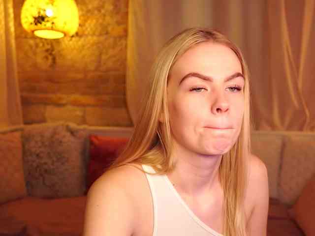 SnowwBarbie webcam
