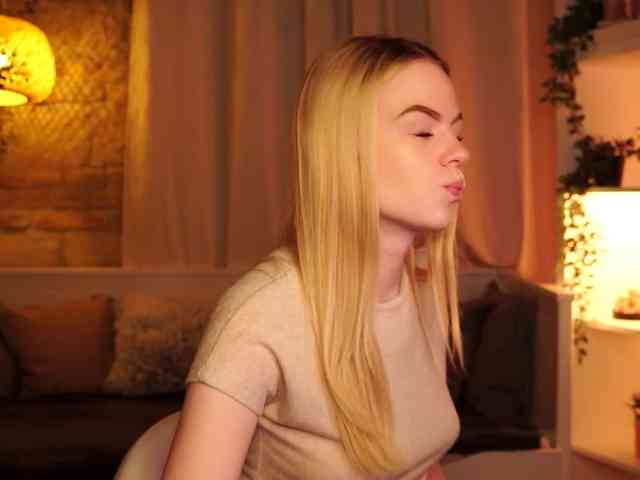 hidden webcam SnowwBarbie