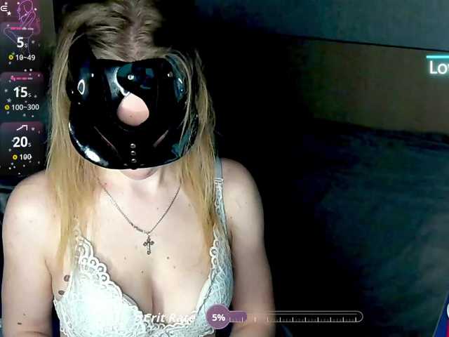 CelineReyys's BongaCams show and profile