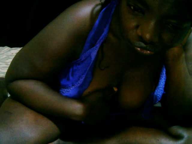 dark-angela webcam bongacams model stream image