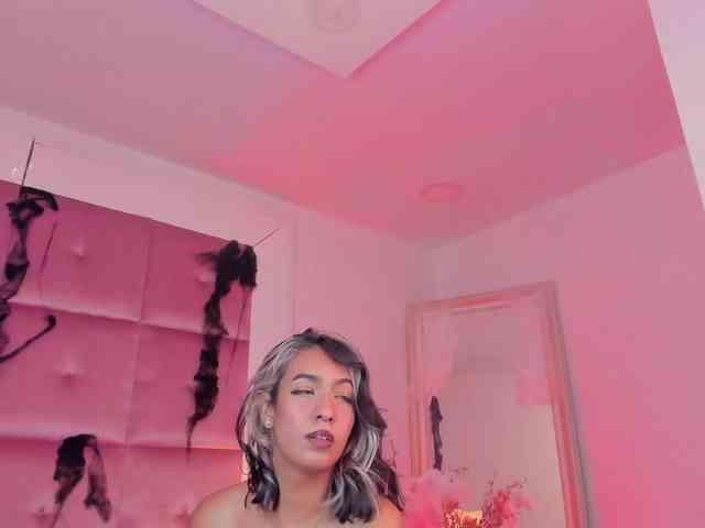 RoseAnderson bongacams